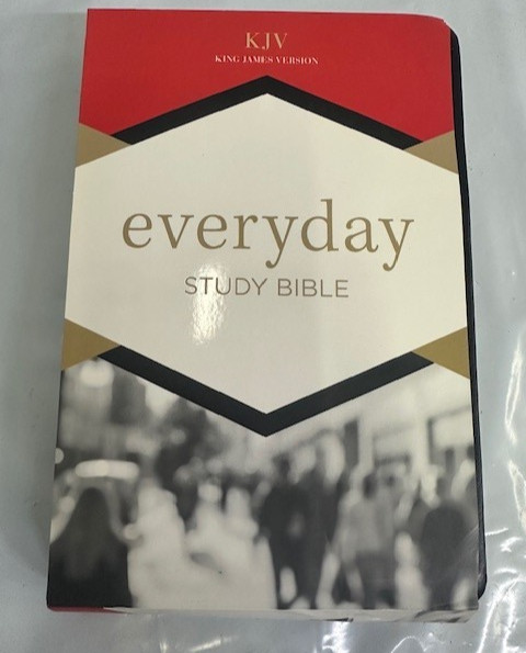 KJV Everyday Study Bible, Black LeatherTouch – Holman Bible Publishers *NEW