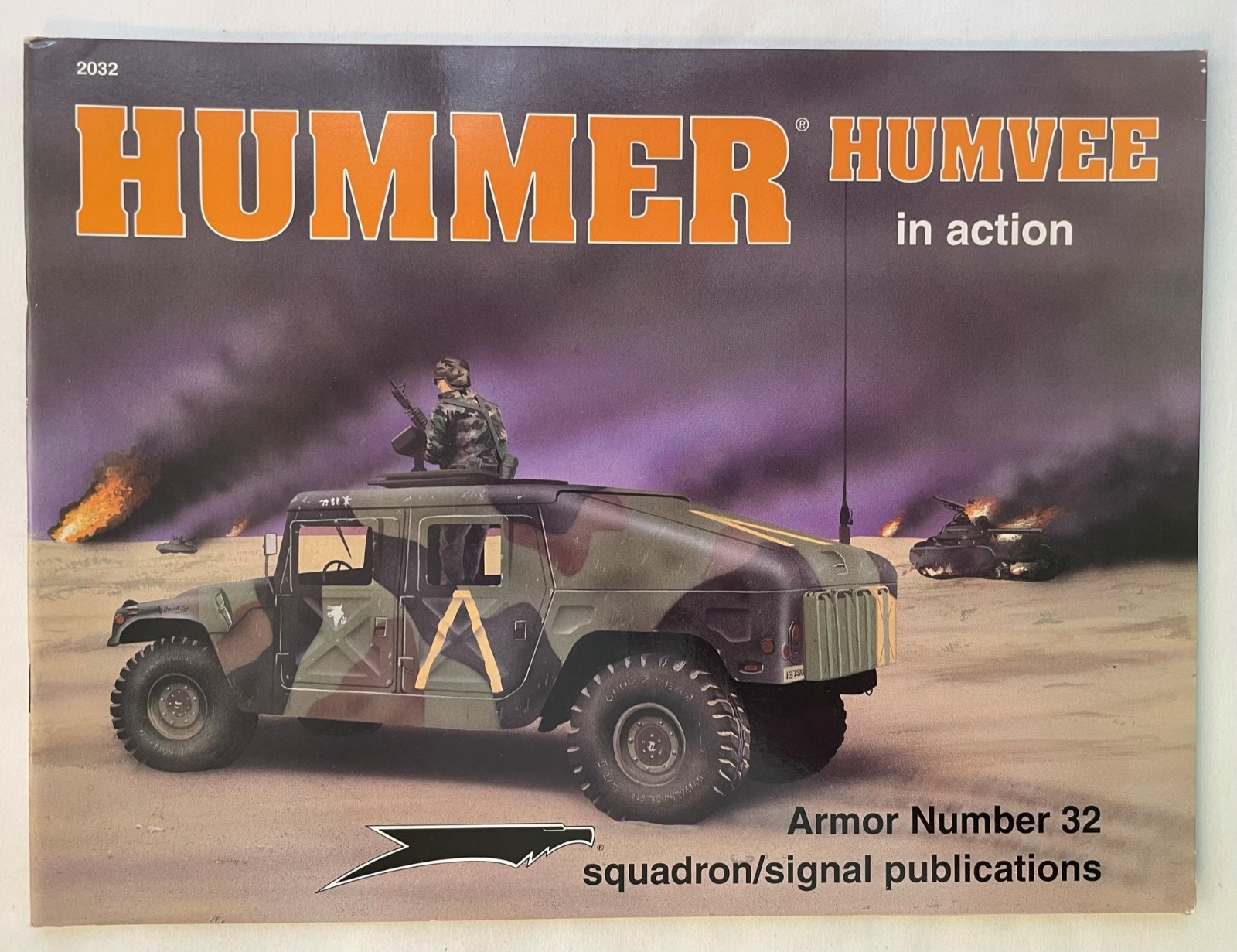 Hummer-Humvee In Action Armor #32 1994 Squadron/Signal Publications