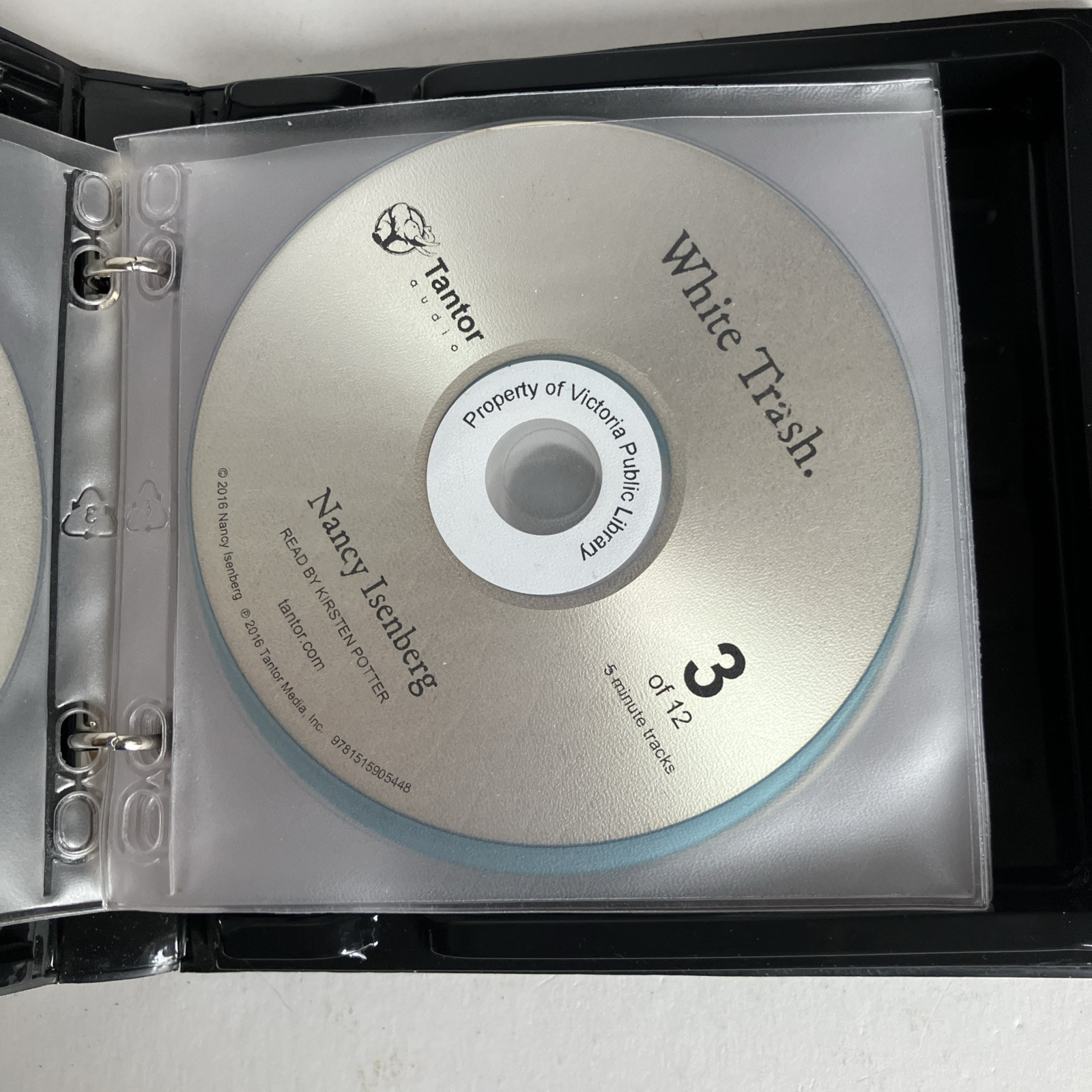 White Trash: The 400-Year Untold – Audio, by Isenberg Nancy – Very Good Rare