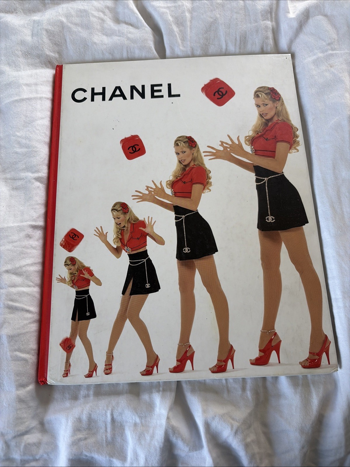 CHANEL Spring/Summer Collection 1995 Claudia Schiffer VG Condition