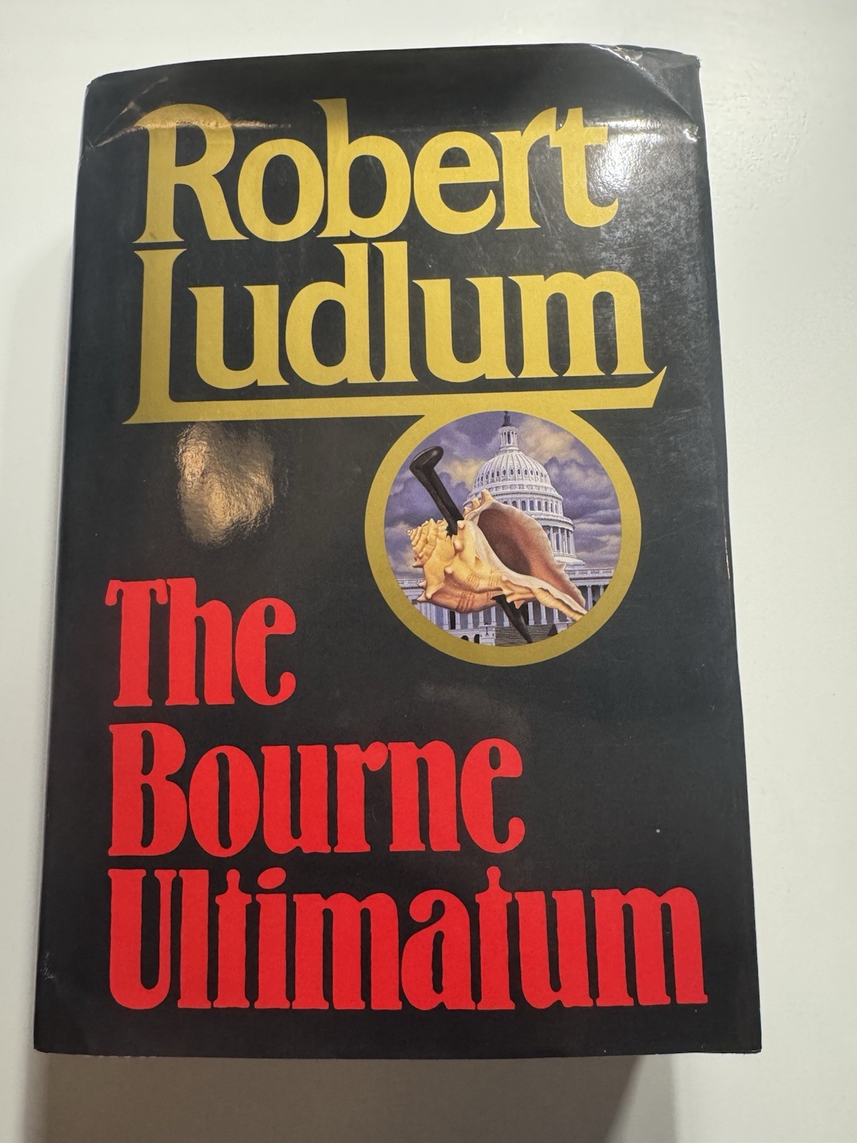 The Bourne Ultimatum, Robert Ludlum (1990) 1st Edition 2nd Printing Hardcover DJ
