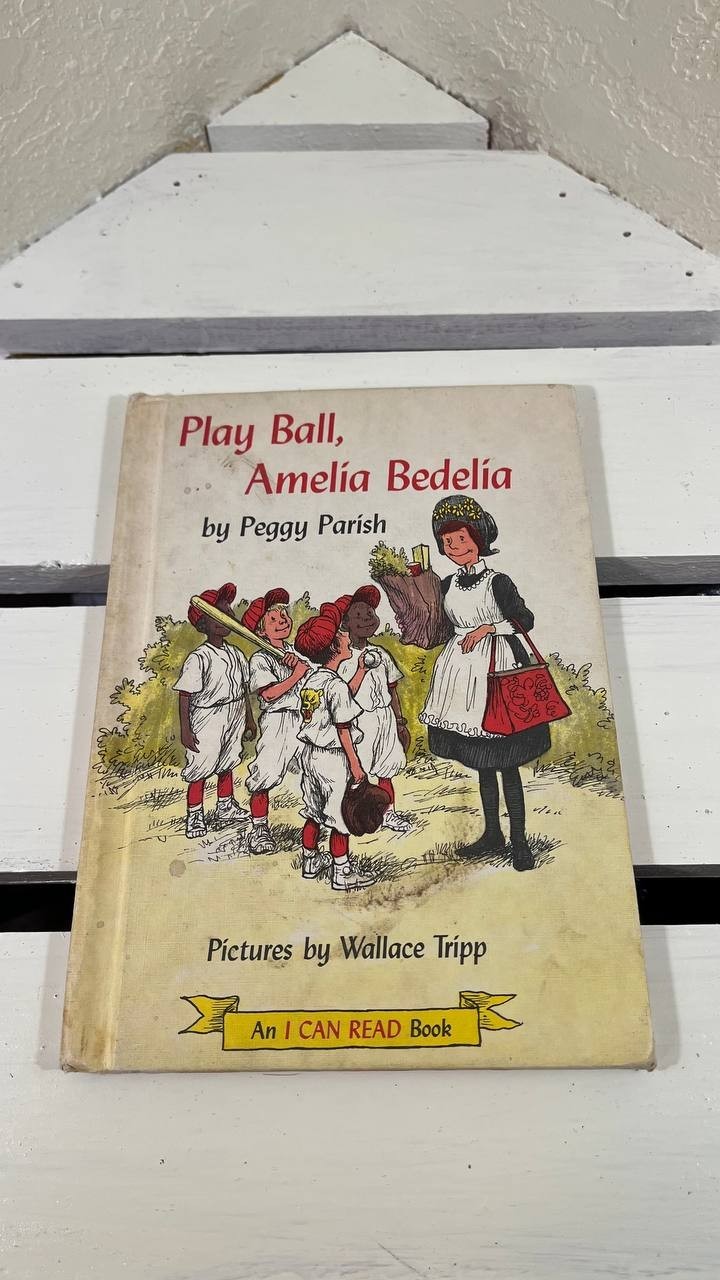 Play Ball, Amelia Bedelia by Peggy Parish – Children’s Book, Good Used Condition