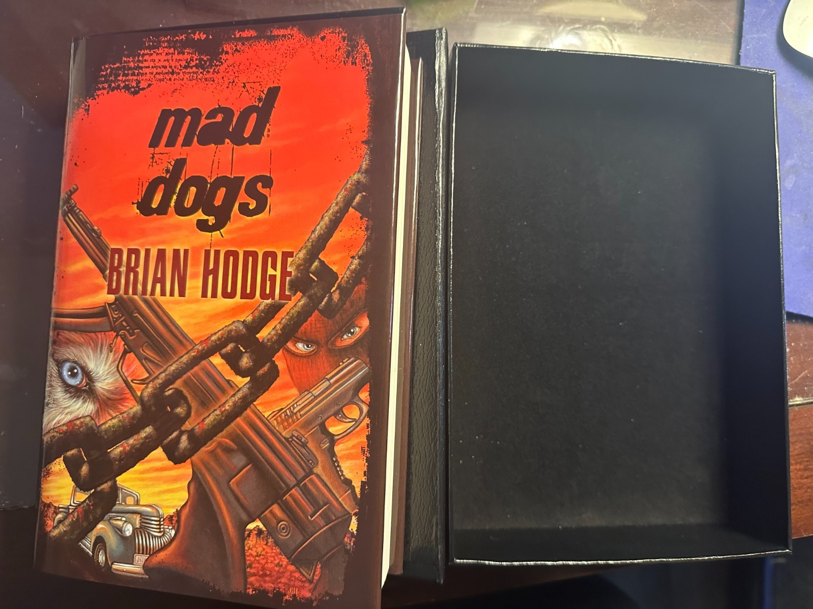 Mad Dogs by Brian Hodge Signed Ltd 1st Edition Cemetery Dance NEW tray case PC