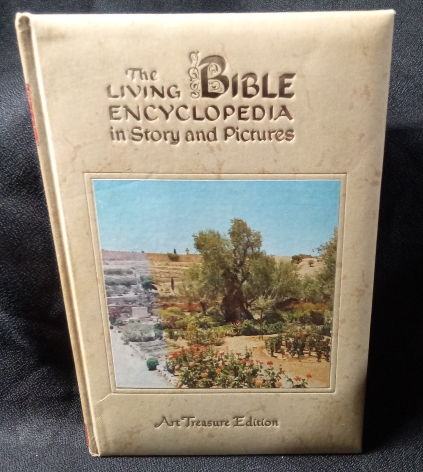 The Living Bible Encyclopedia In Story And Pictures-Volume 13-PHRY/RESLI, 1968
