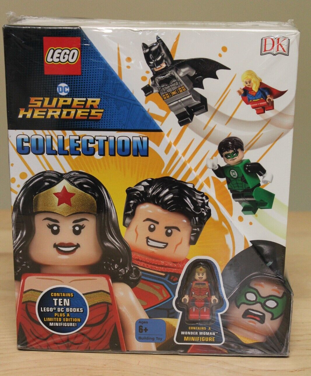 LEGO DC Super Heroes Collection Ten DC Books + a Wonder Woman Mini Figure Sealed
