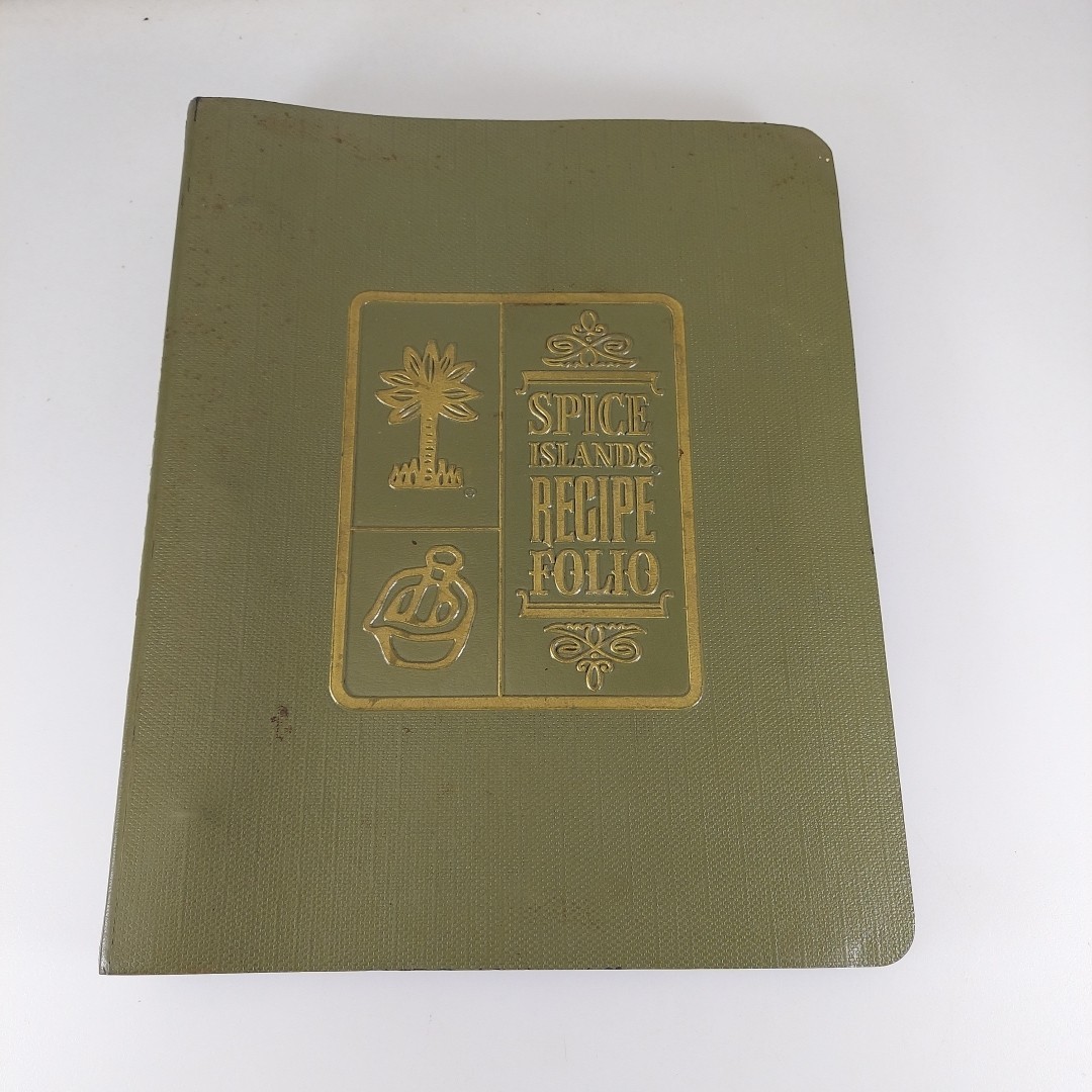 Spice Islands Recipe Folio, 3-Ring Binder, Illustrated Cookbook, 1960′