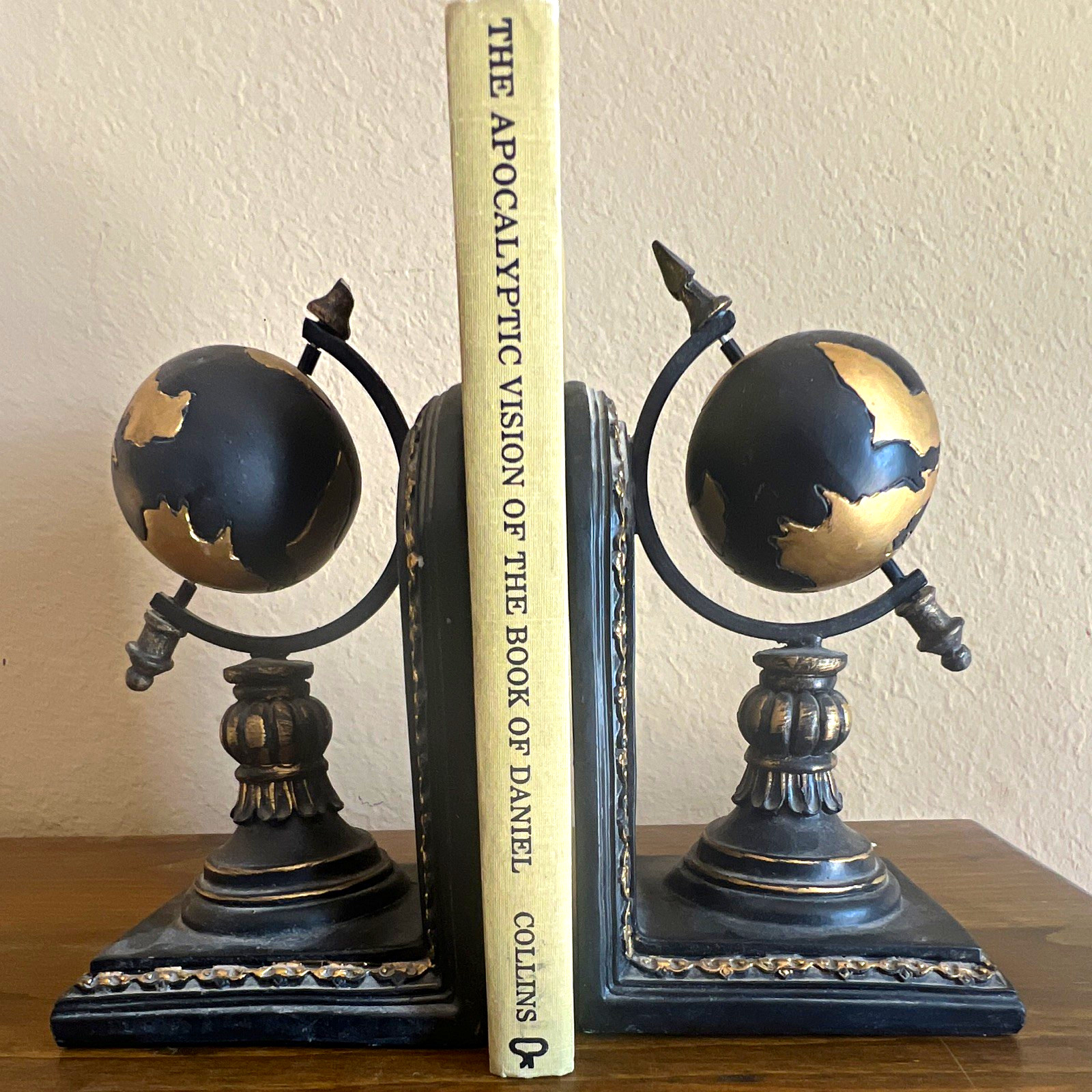 Apocalyptic Vision Book of Daniel John J Collins 1977 Scholars Press 1st Ed