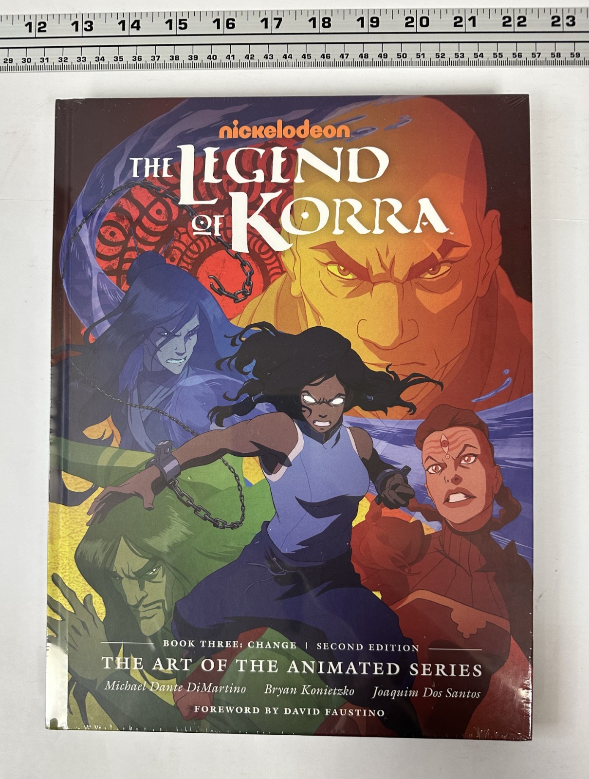 The Legend of Korra: The Art of the Animated Series Book 3: Change (2nd Edition)