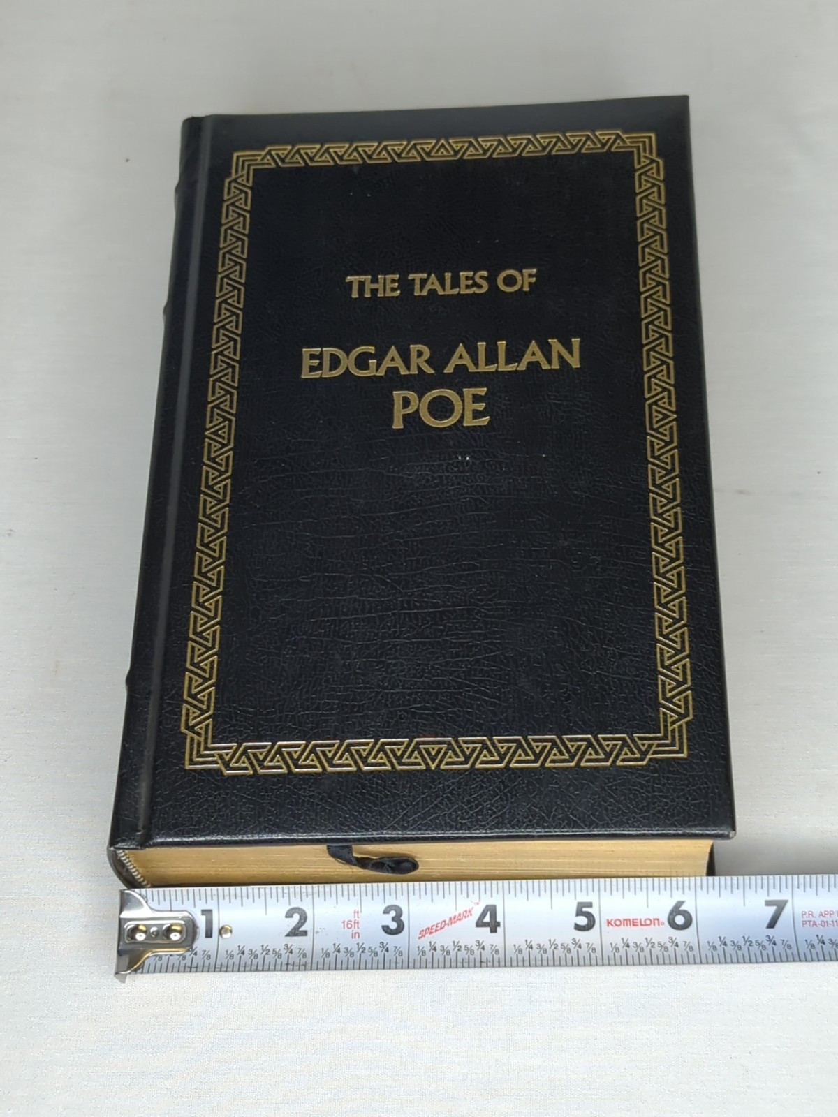 Tales of Edgar Allan Poe 1983 Longmeadow Press Leatherette