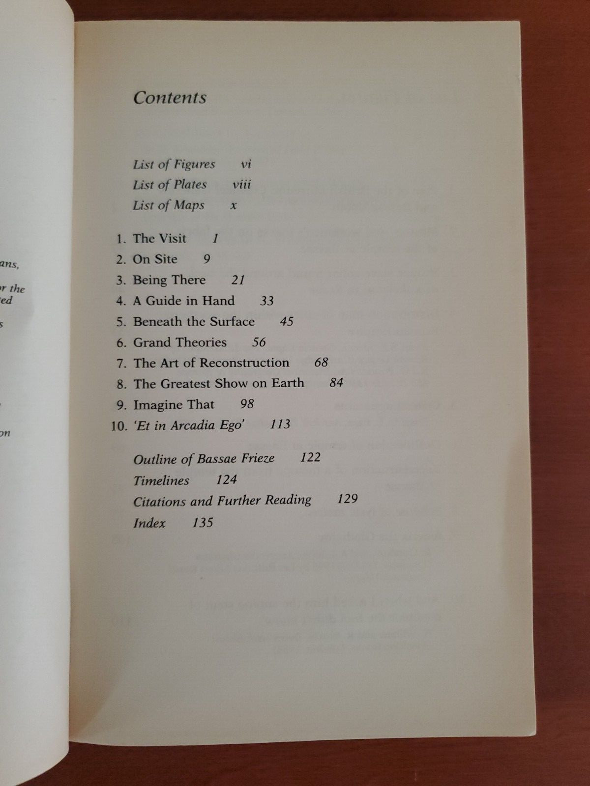 Classics: A Very Short Introduction by Mary Beard & John Henderson – Paperback
