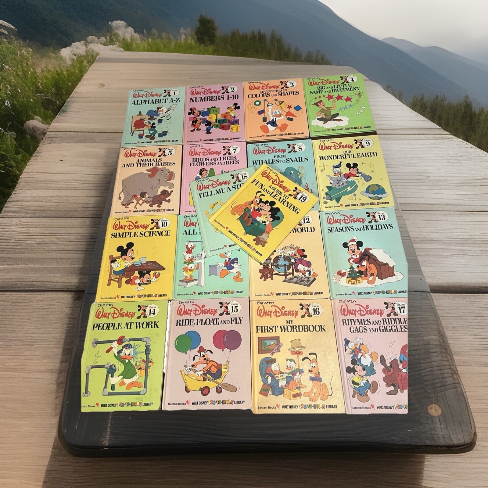 Walt Disney Vintage 1983 Alphabet A-Z Fun-To-Learn Library V 1-19 missing book 6