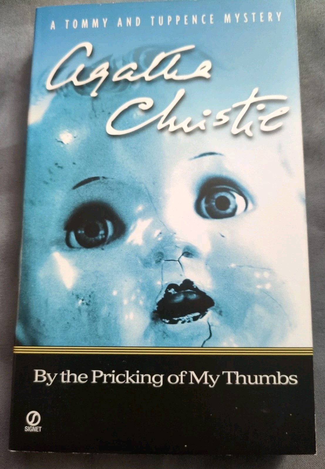 By the Pricking of My Thumbs by Agatha Christie Signet PB Book Tommy & Tuppence