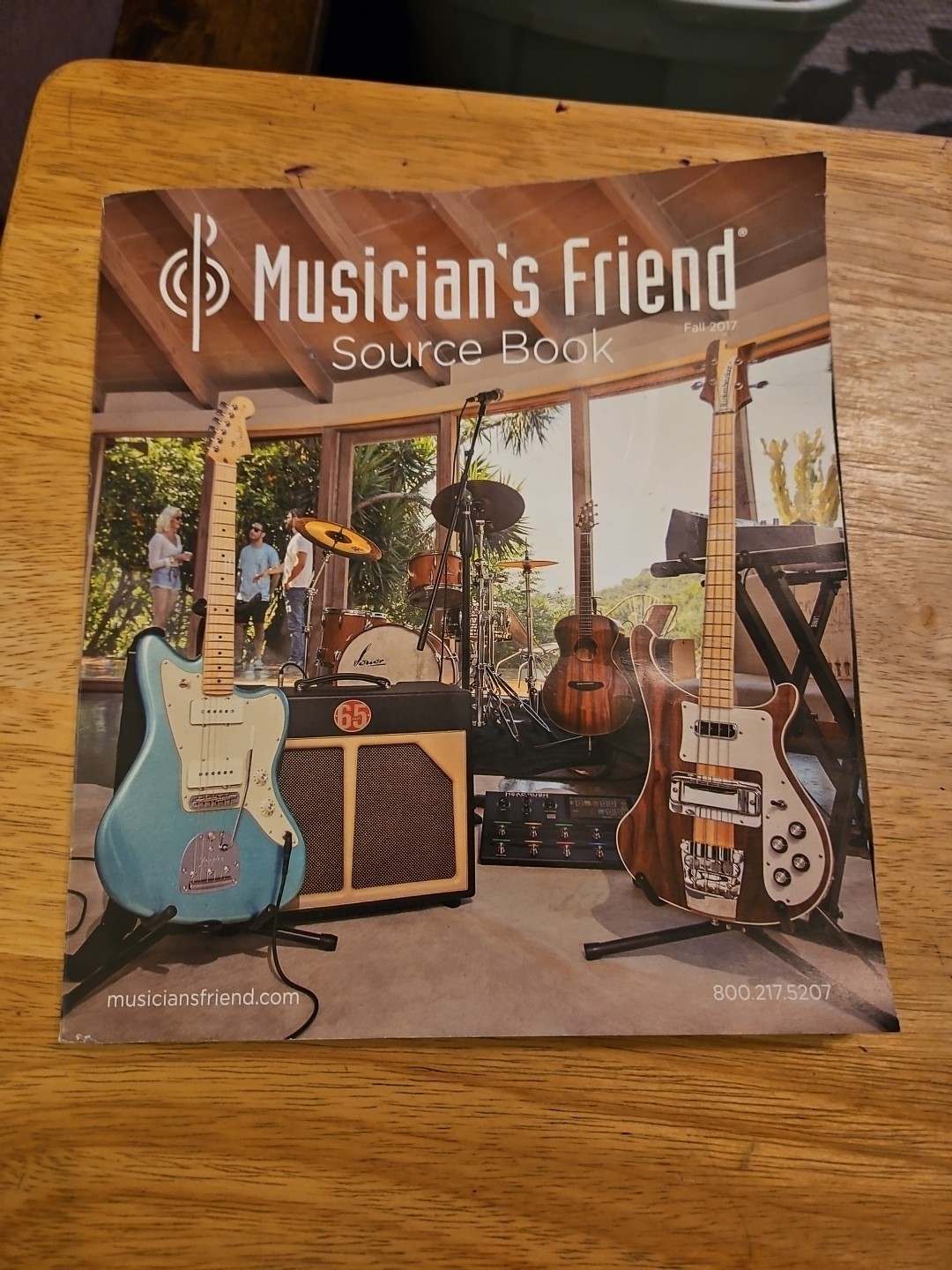 MUSICIAN’S FRIEND SOURCE BOOK FALL 2017 NEARLY 400 PAGES