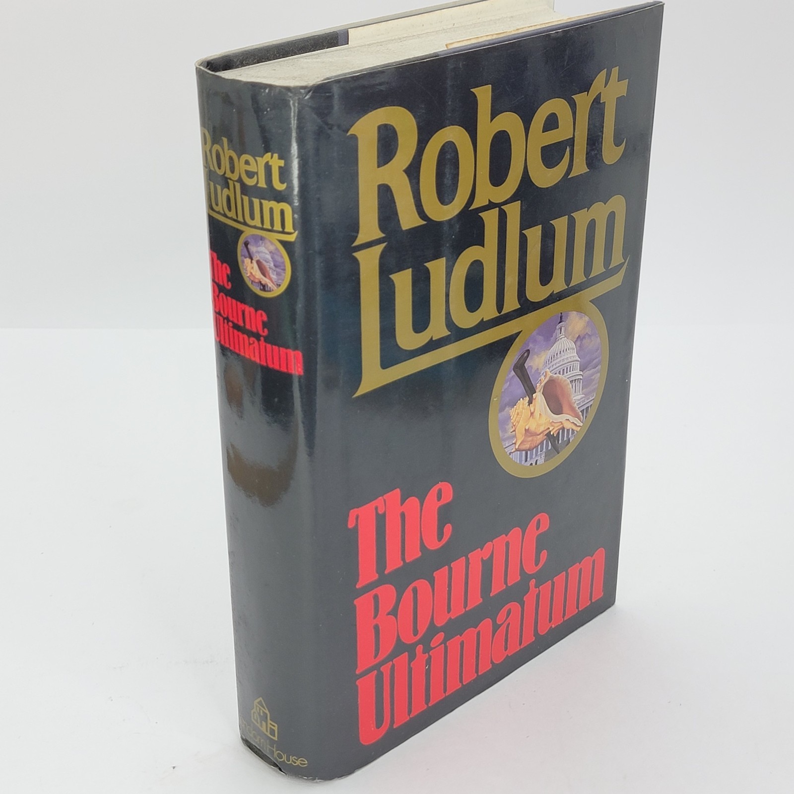 The Bourne Ultimatum 1st Edition Hardcover book Robert Ludlum