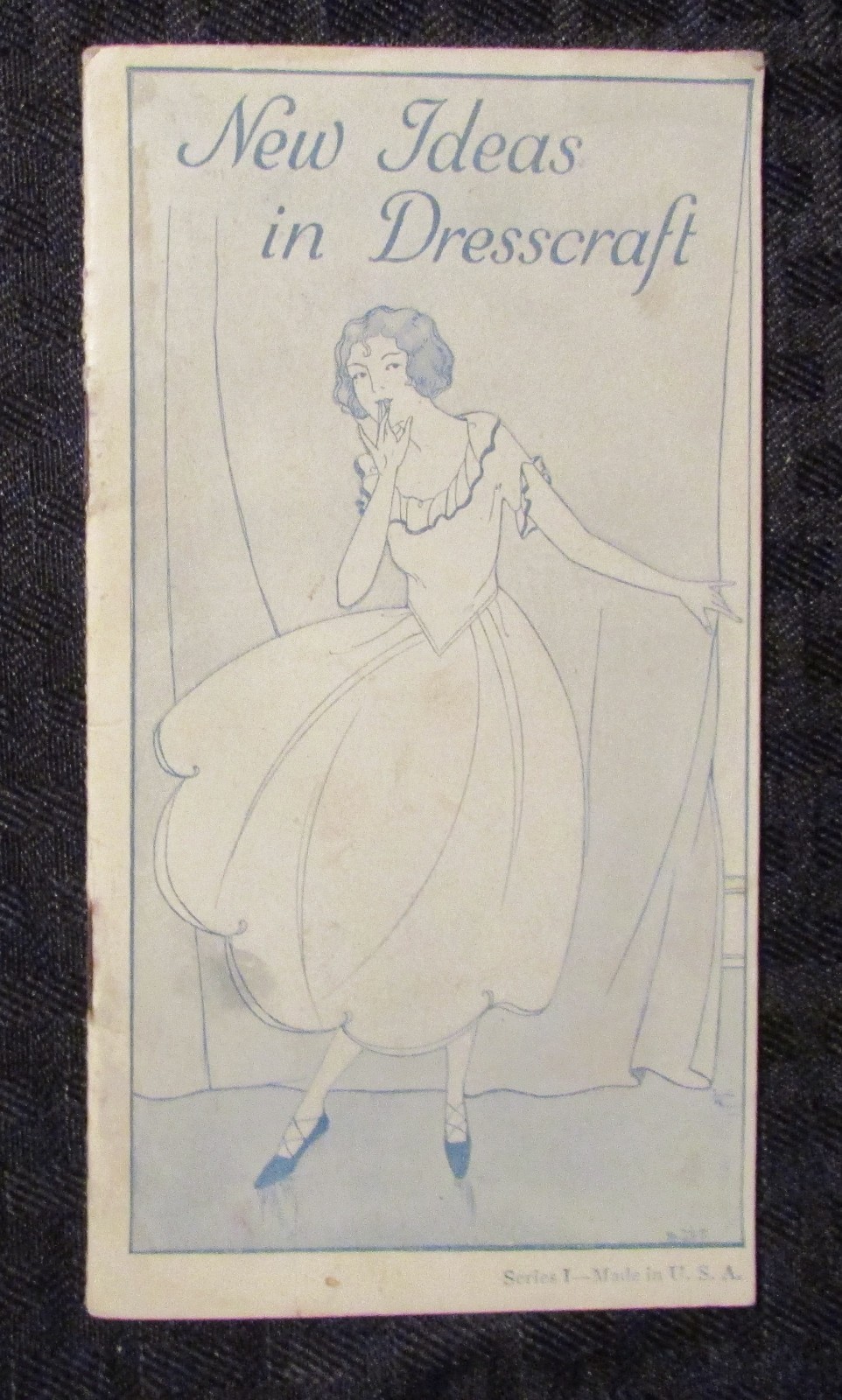 1923 NEW IDEAS IN DRESSCRAFT Spring/Summer Fashion Booklet VG+ 4.5 20pgs 3.25×6″